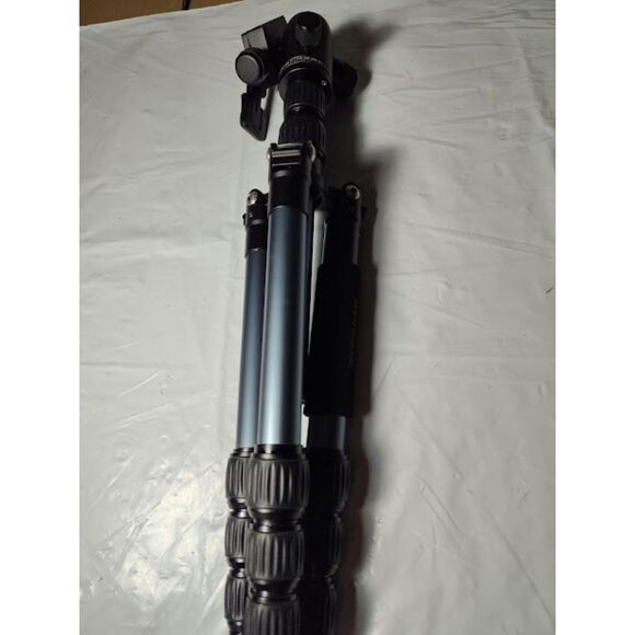 Pro Master Monopod Tripod With Carrying Case - Picture 2 of 14